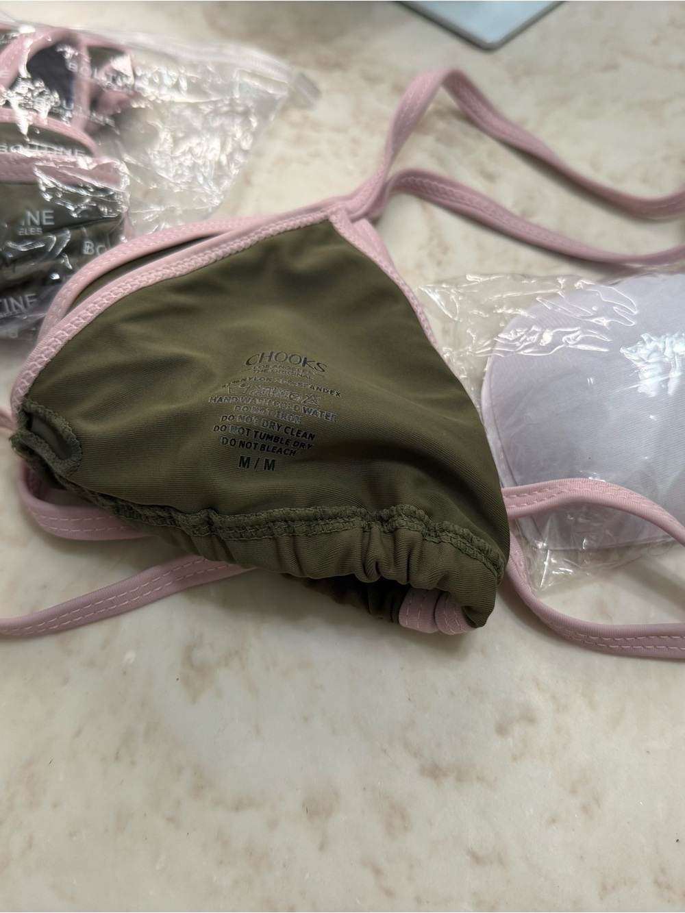 Boutine LA bikini - Picture 3 of 7
